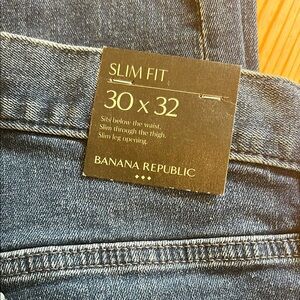 Banana Republic Men Jeans 30” x 32”  Slim Fit - NWT